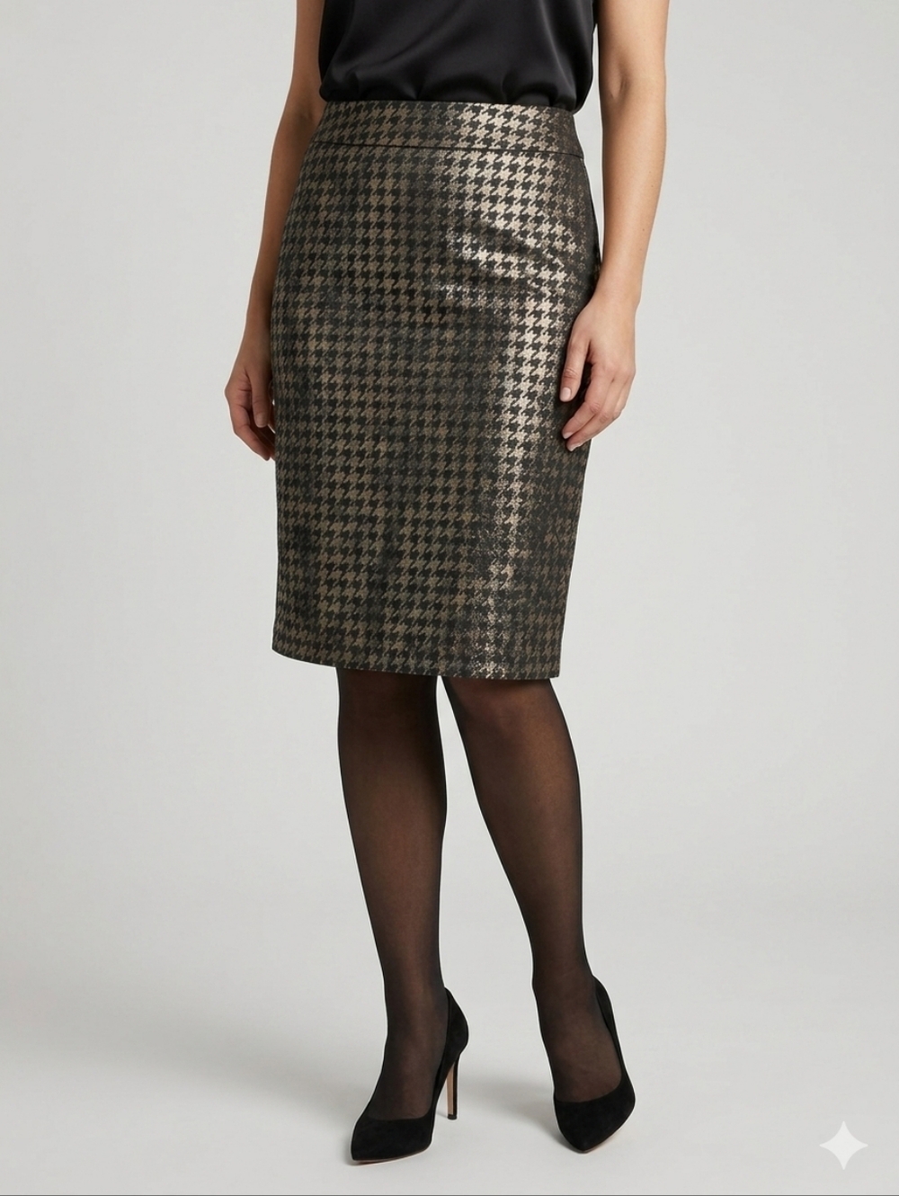 TRIBAL Classic Skirt Size 10